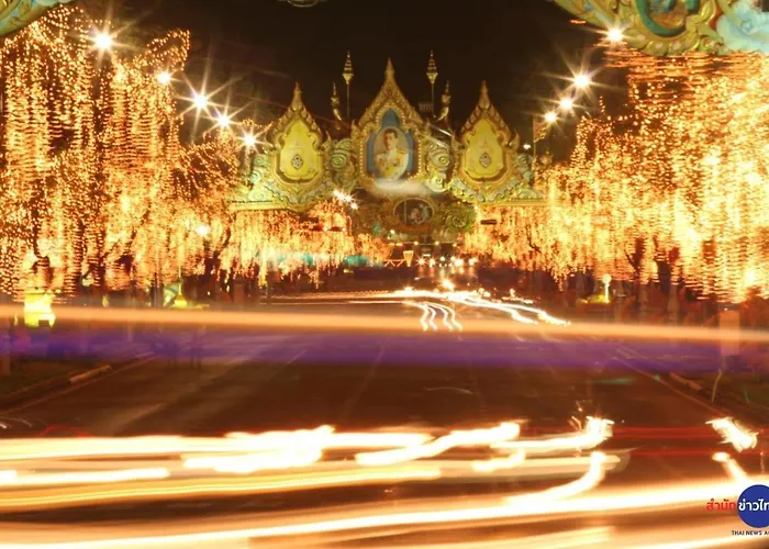 Go V ข้าวสาร Bangkok